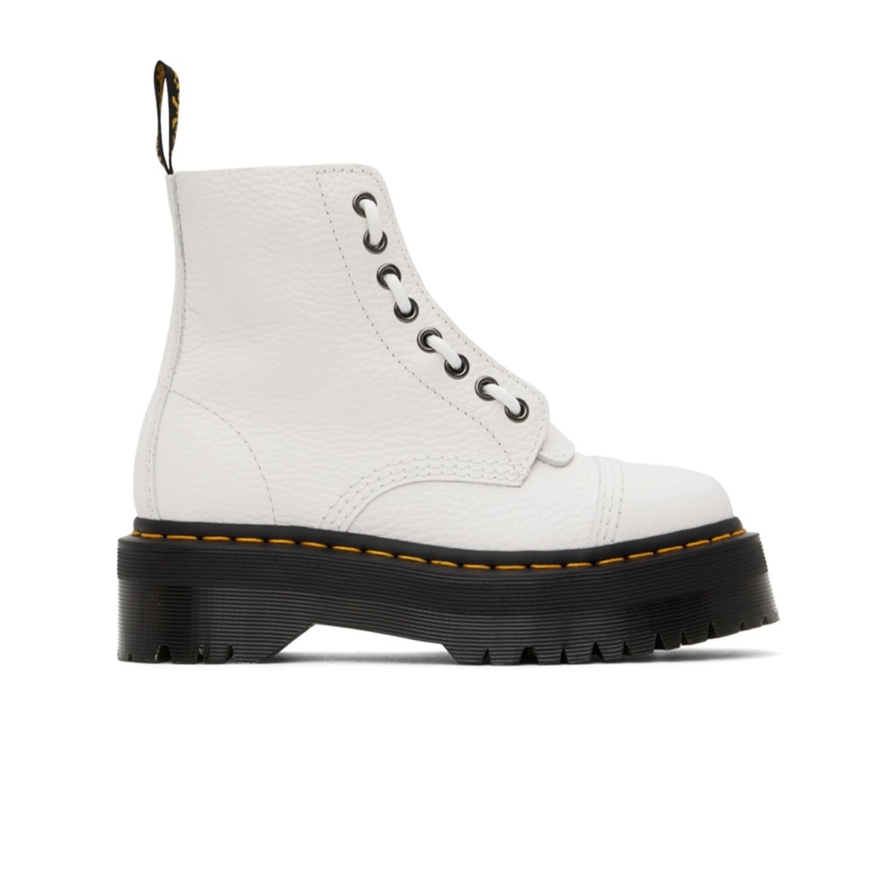 DR. MARTENS
White Sinclair Ankle Boots
